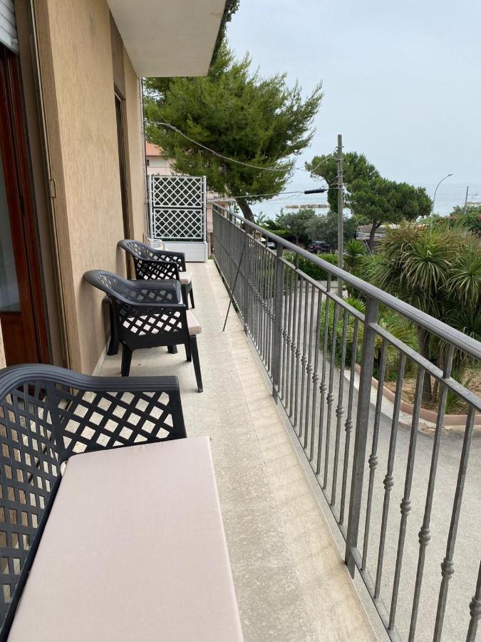 Appartement La Marinella à Massignano Extérieur photo